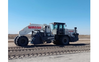 华体会官方网站_华体会huatihui（中国）设备在吉林中交三公局松通高速